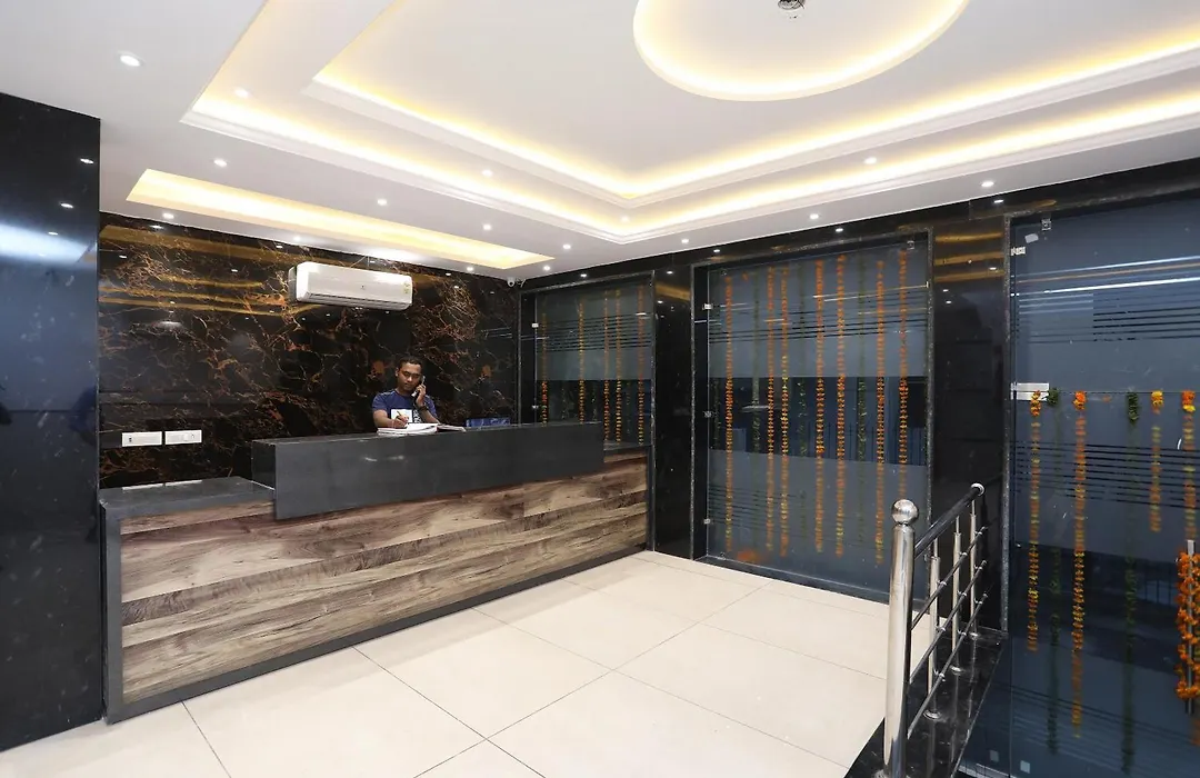 Hotel Ivy-1